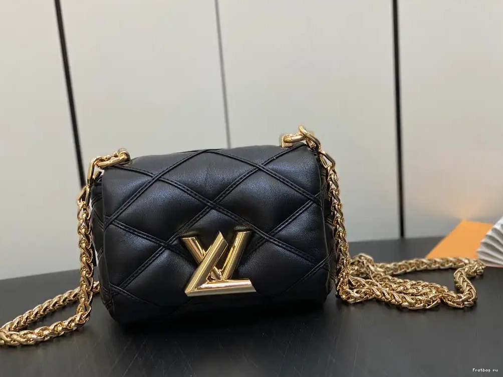First bag ru VUITTON Pico LOUIS GO-14-15*10*6.5cm 0526